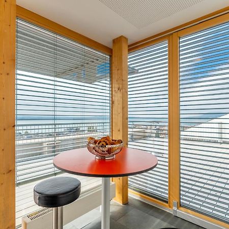 Hotel Alpes & Lac Невшатель Экстерьер фото