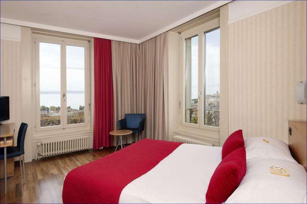 Hotel Alpes & Lac Невшатель Номер фото